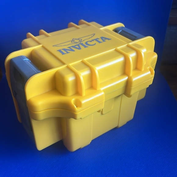 Invicta / Disney Limited Edition Minnie Mouse Lady
Ladies Watch Quartz - Picture 6 of 13